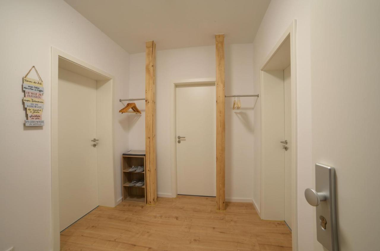 Schoene Ferienwohnung 78M2, 3 Schlafzimmer, 2 Baeder, Zentrumnah, 1Og Ерфурт Екстериор снимка