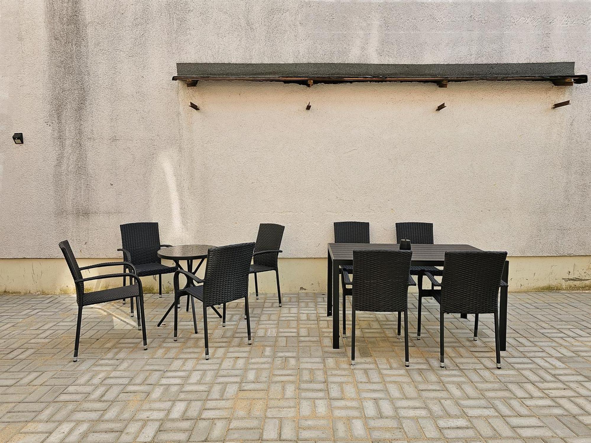 Schoene Ferienwohnung 78M2, 3 Schlafzimmer, 2 Baeder, Zentrumnah, 1Og Ерфурт Екстериор снимка